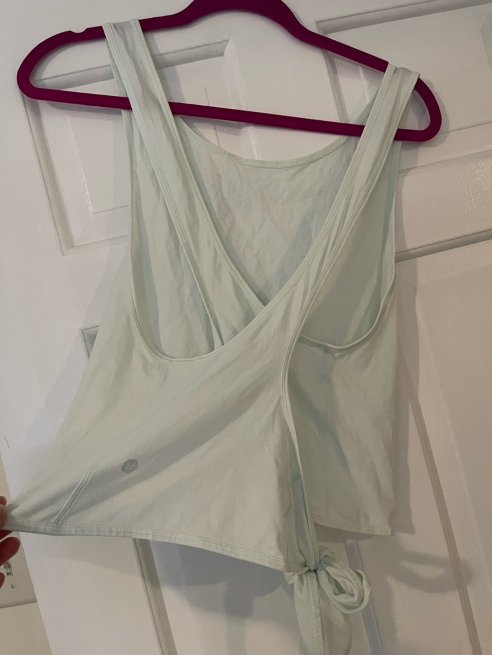 Turn to Tie LuluLemon Tank - Polar Ice - Size 10